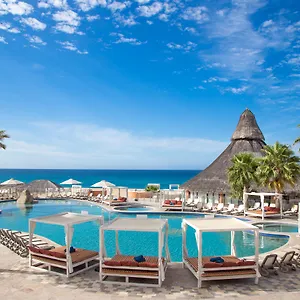 Sandos Finisterra Cabo San Lucas
