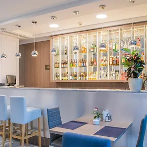** Hotel Urbi Polska